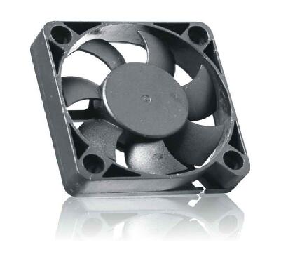 散熱風扇規(guī)格選擇.jpg 散熱風扇規(guī)格選擇.jpg