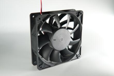 散熱風(fēng)扇的種類.jpg 散熱風(fēng)扇的種類.jpg